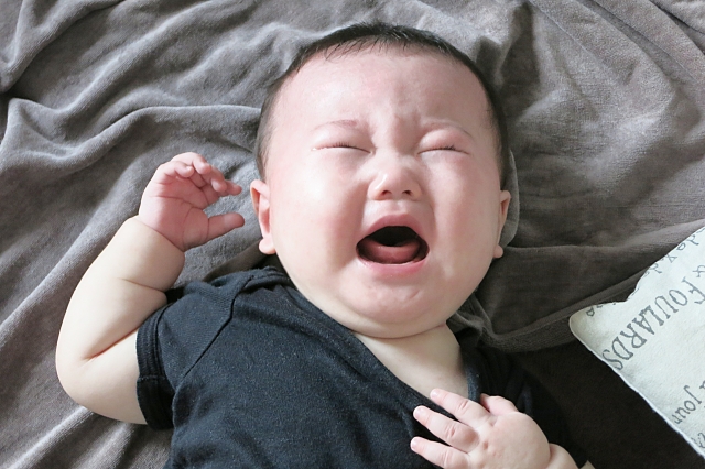 赤ちゃん泣き顔.jpg